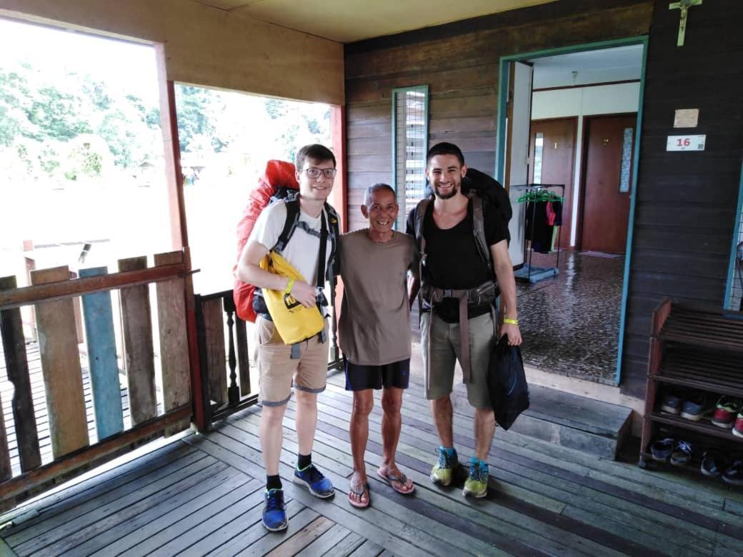 Aa Homestay Mulu Extérieur photo