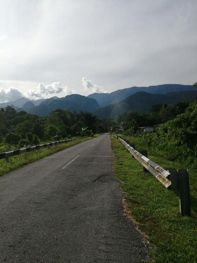 Aa Homestay Mulu Extérieur photo