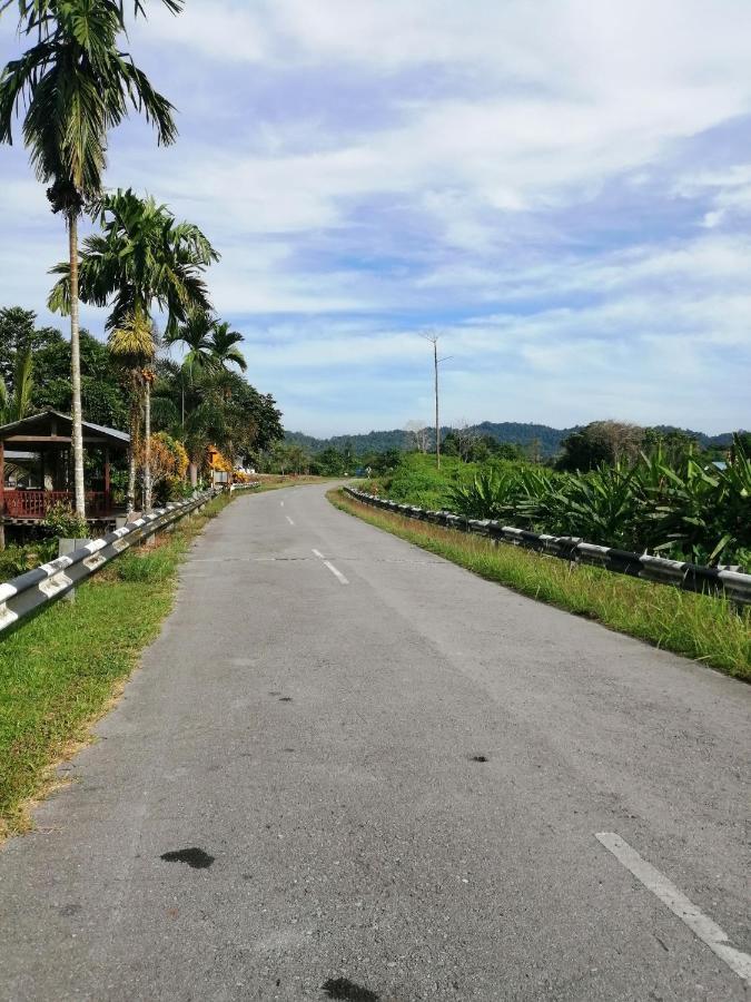 Aa Homestay Mulu Extérieur photo
