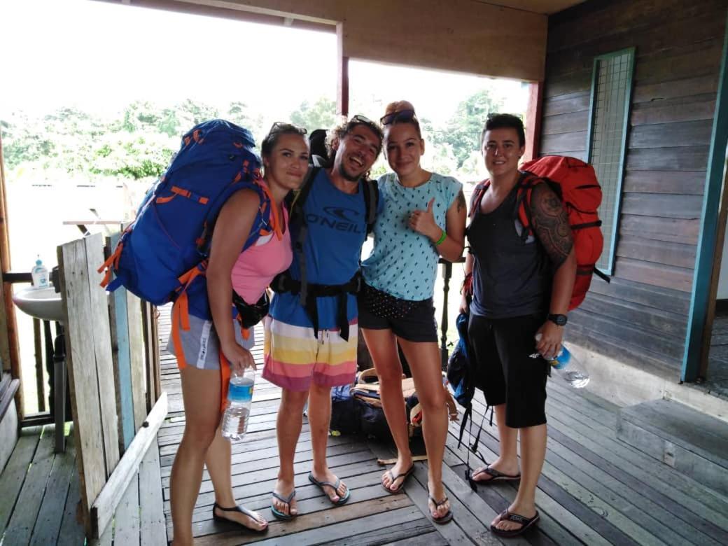 Aa Homestay Mulu Extérieur photo